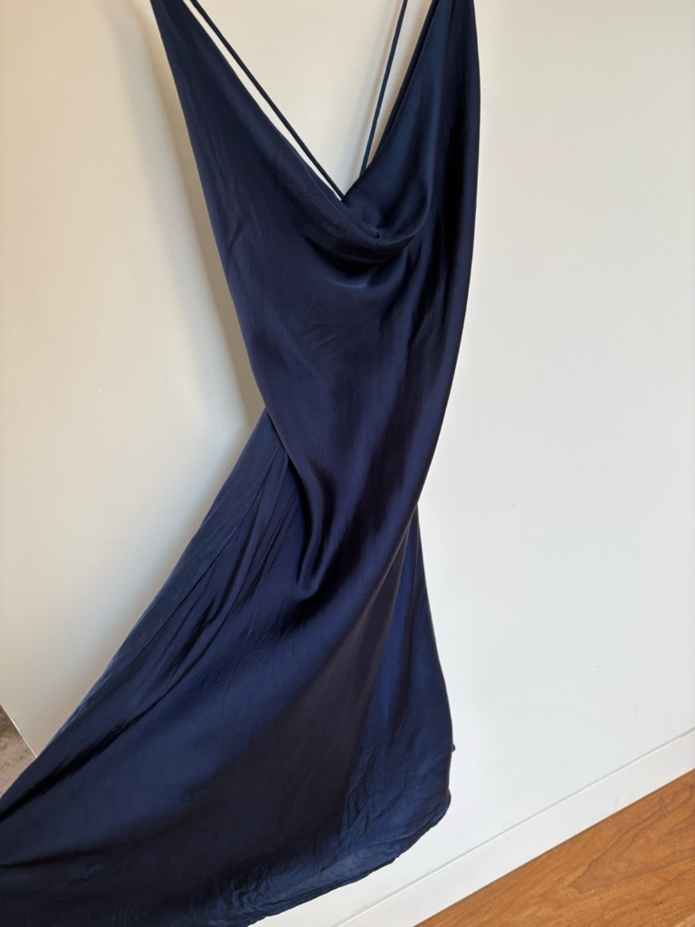 Wilfred Navy Cowl Satin Slip Dress size Small - Picture 5 of 6